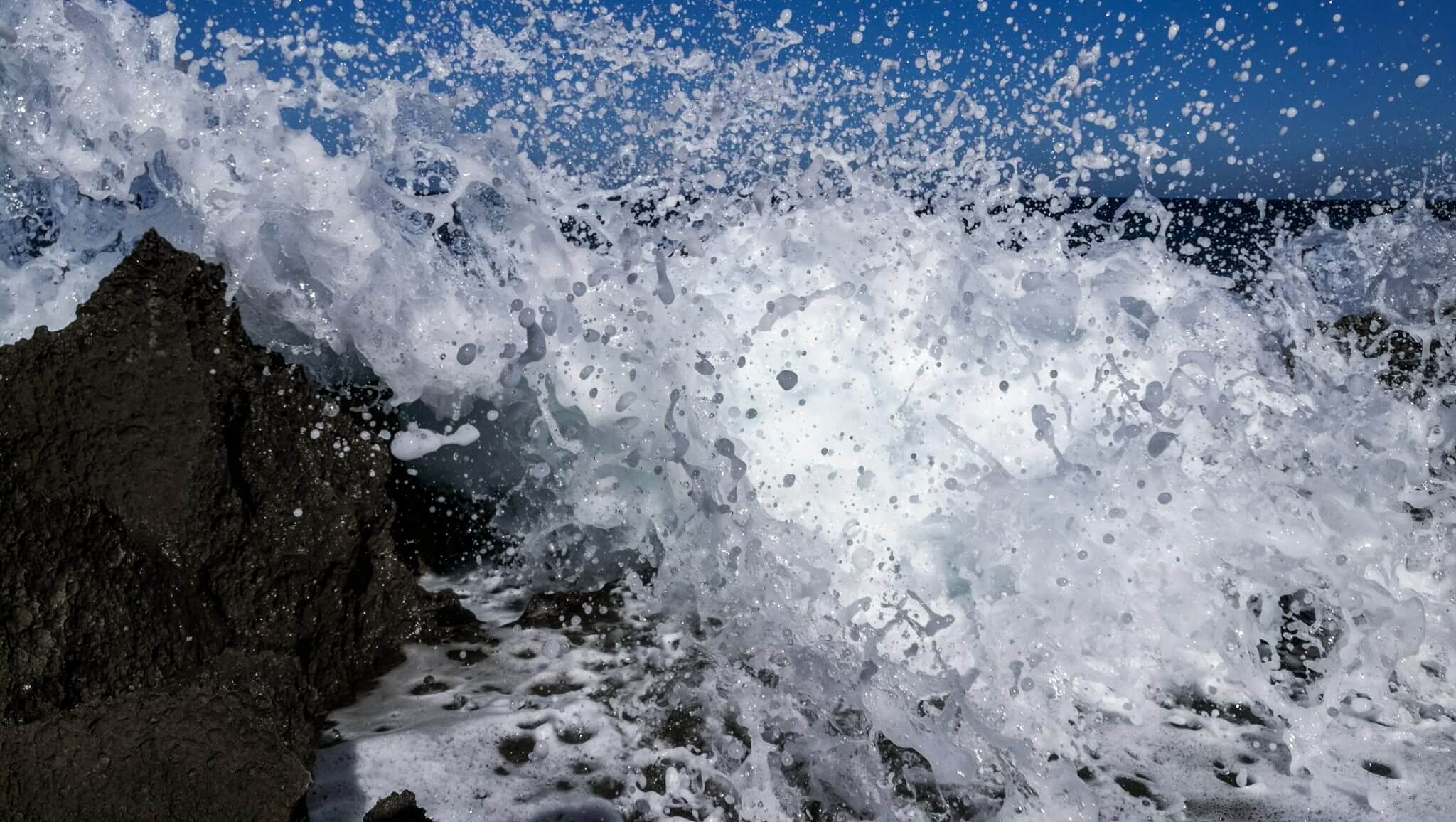 Clashing water wave at Cova Tallada Spain