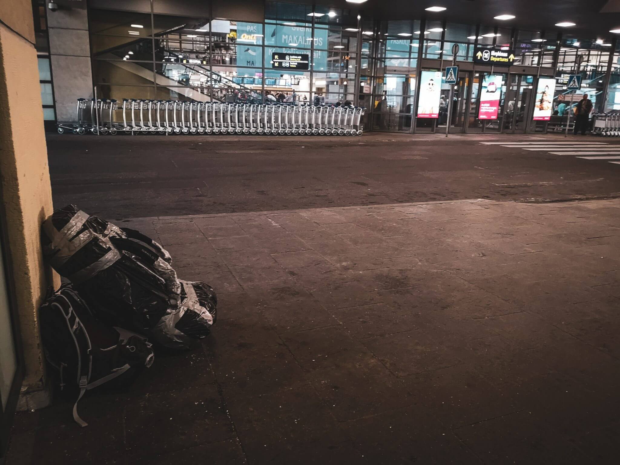backpack vilnius airport