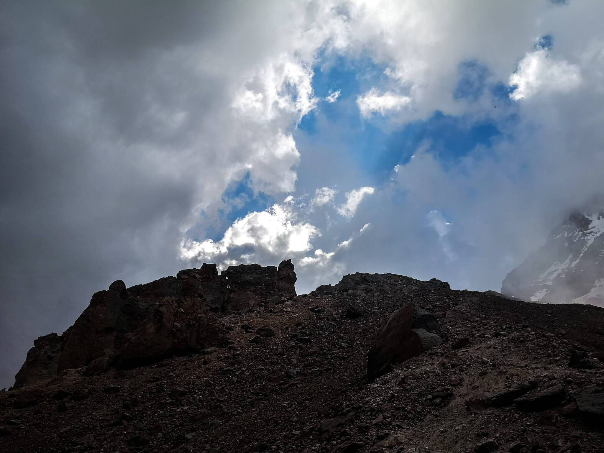 clouds and rocks in mountains