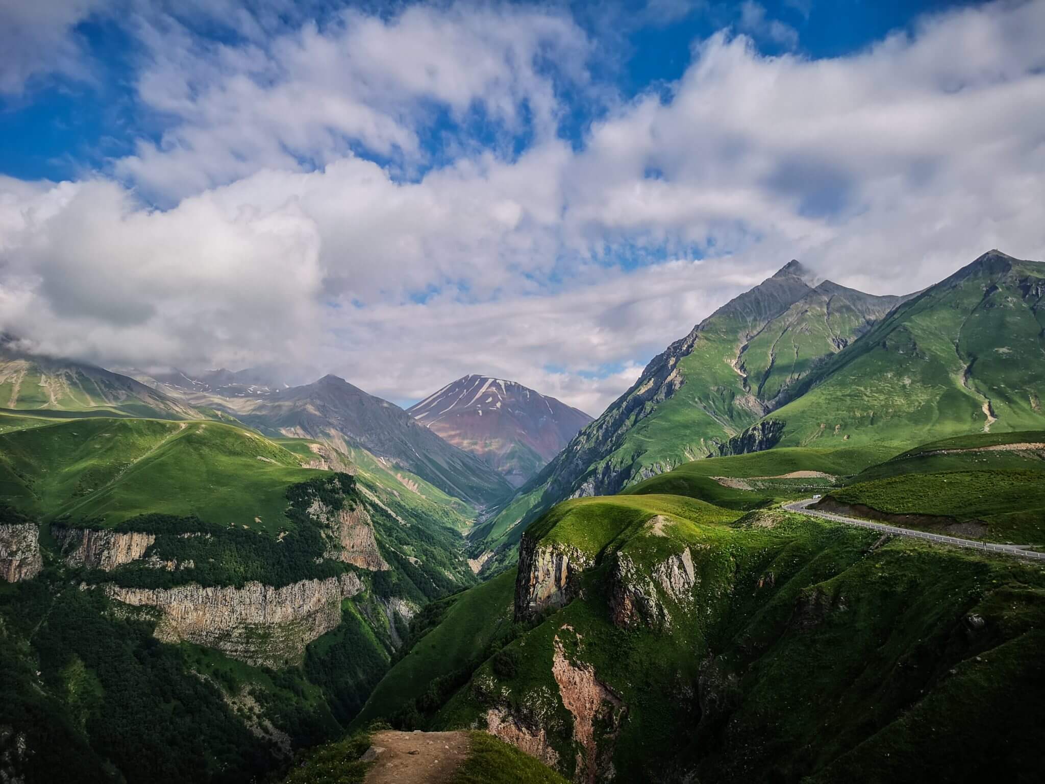great caucasus mountains