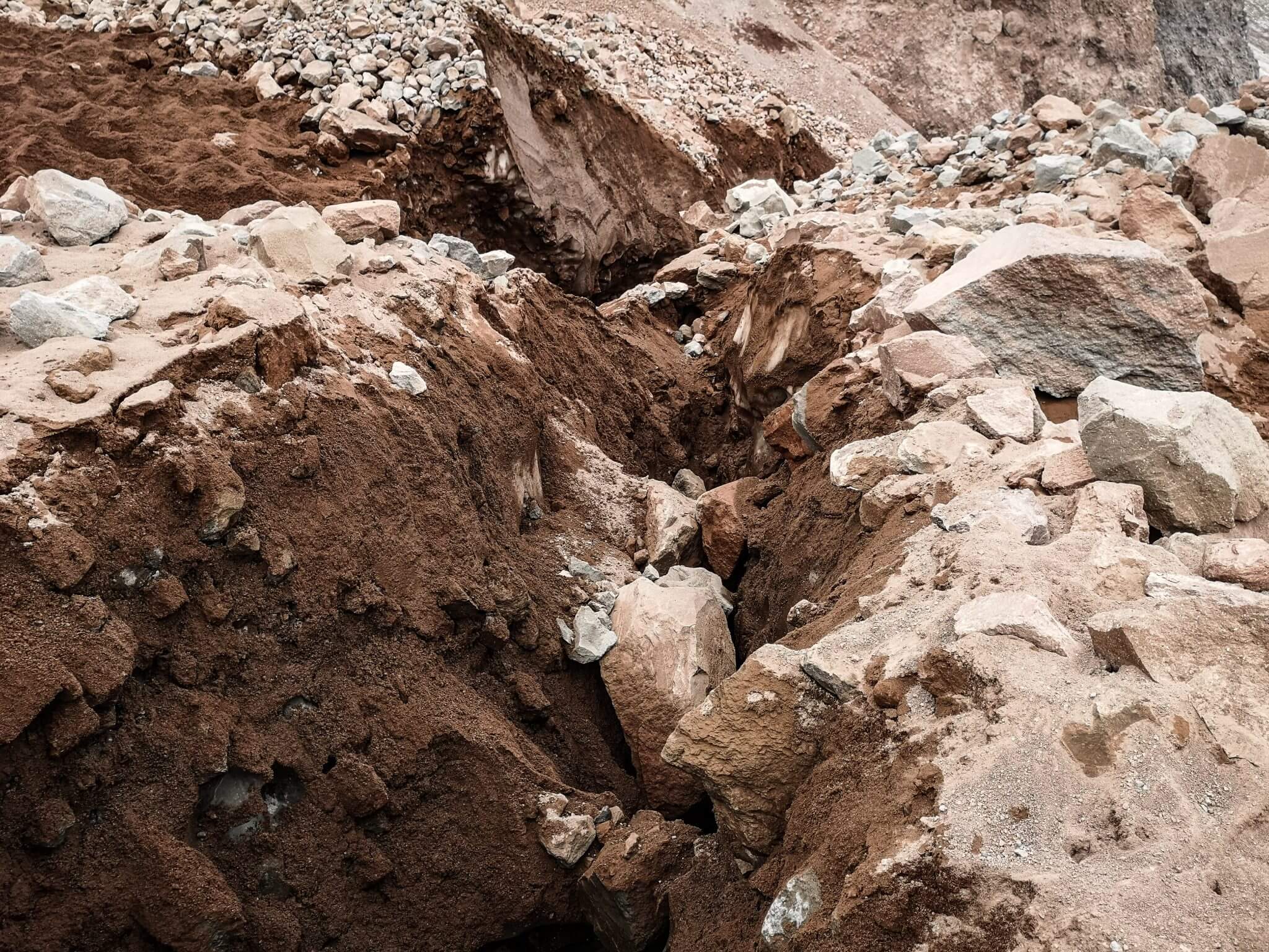 dirty crevasse