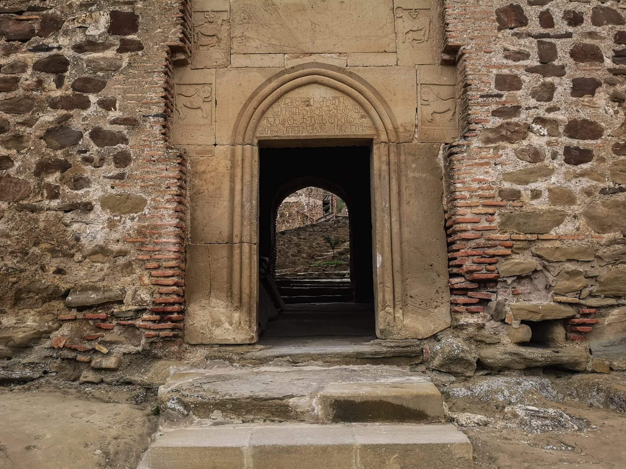 david gareja monastery entrance
