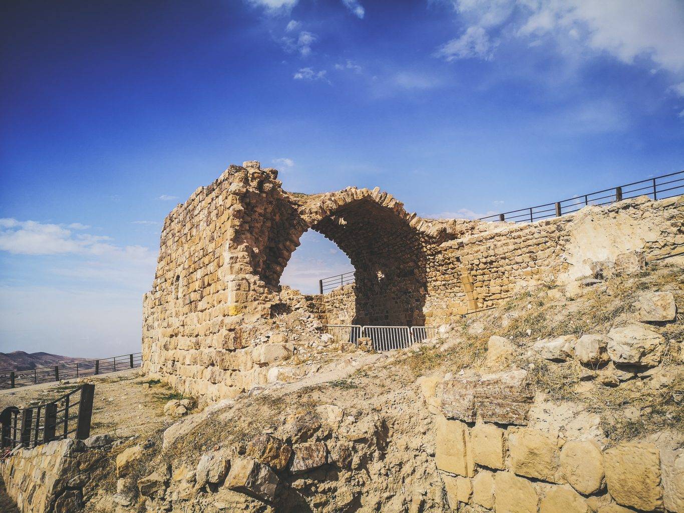 History, Facts & Guide to Visit Crusader Kerak Castle in Jordan