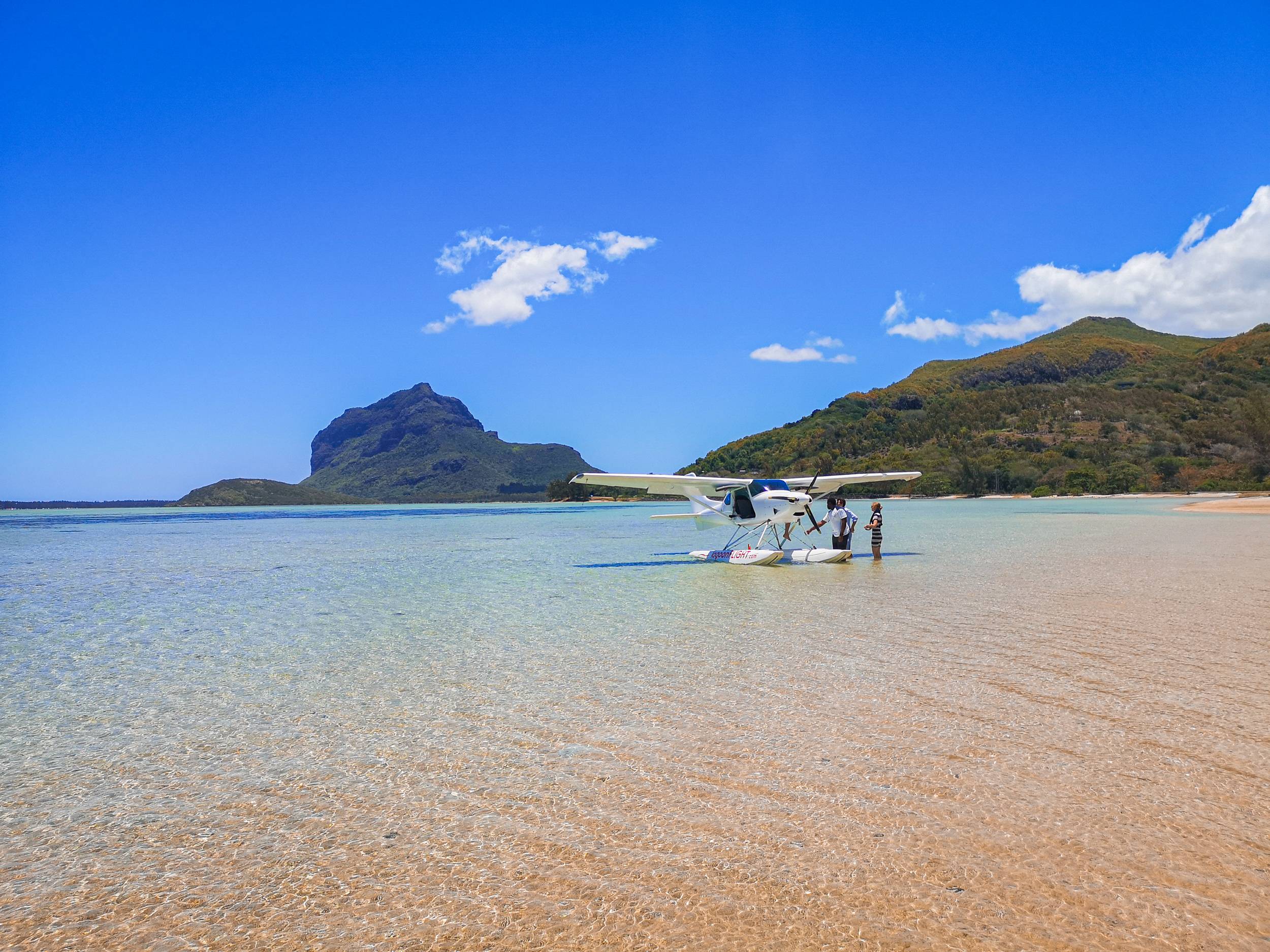 FlightLagoon sea plane near Le Morne, Mauritius